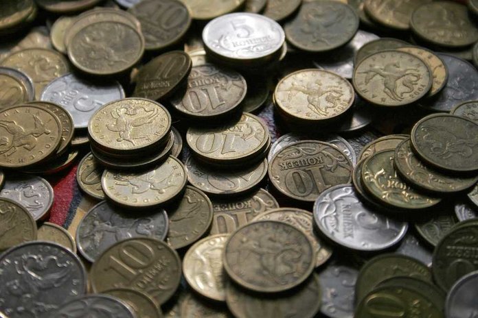 Много российских монет